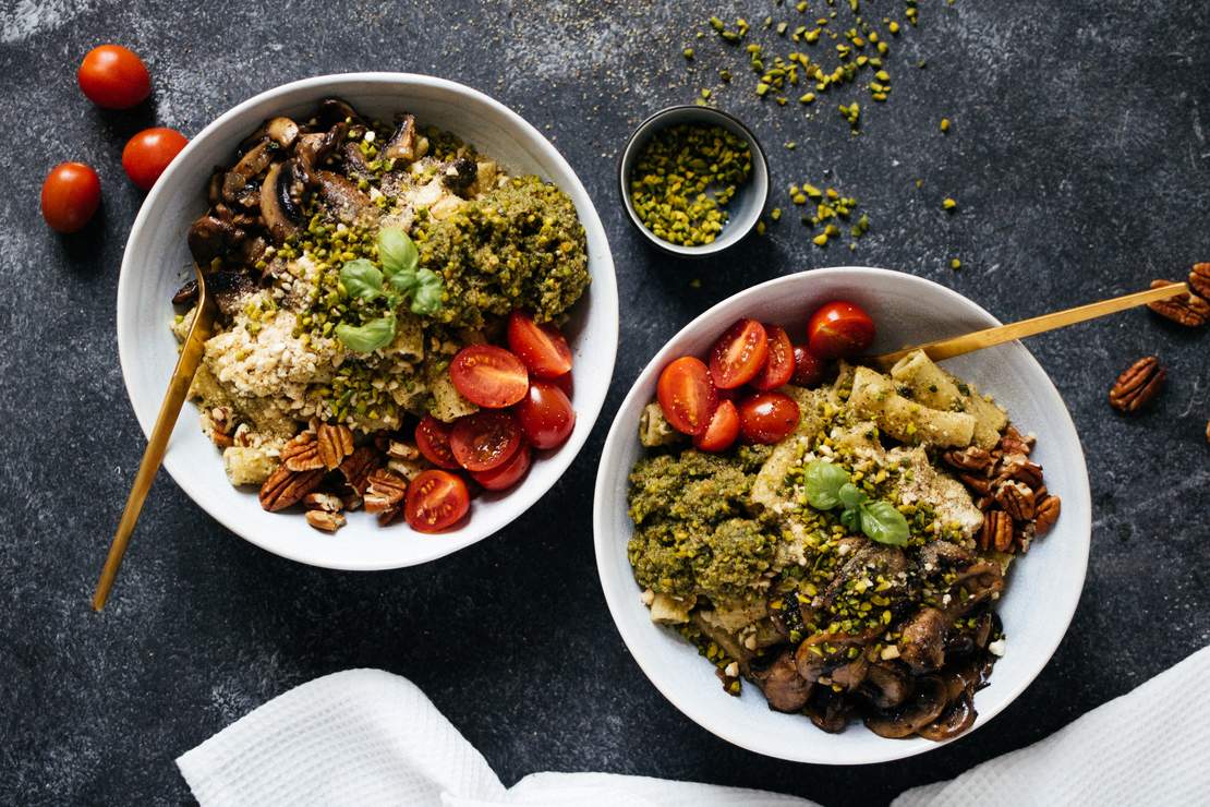 R362 Vegane Pasta mit Pistazienpesto & Pilzen