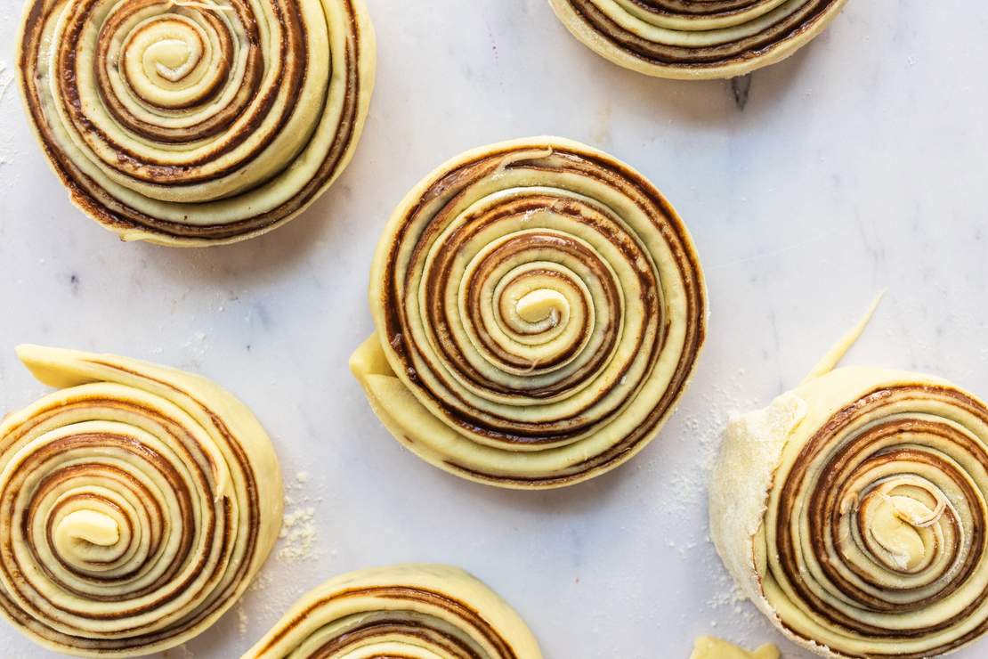 R683 Vegane Schokoladen-Haselnuss-Schnecken