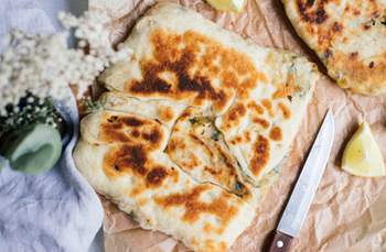 Vegane Gözleme mit Spinat-Kartoffel-Füllung