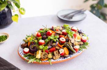 Veganer Antipasti-Nudelsalat