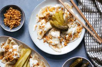 Vegane Piroggen mit Sauerkraut & Pilzen