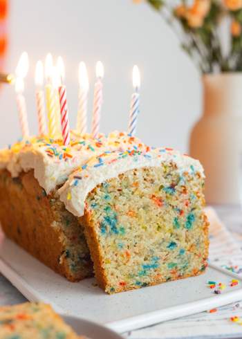 Veganer Funfetti Cake
